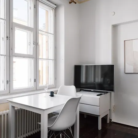 Historical In Kruununhaka With Great Location! Helsinki